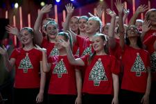 Carols choir waving to audience